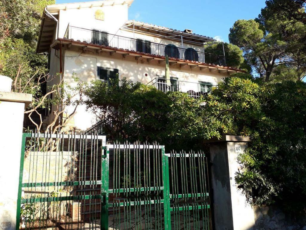 Casa Al Mare Livorno Lejlighed Quercianella Eksteriør billede